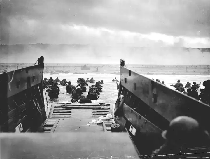 Navire de débarquement allié pendant l'opération Overlord