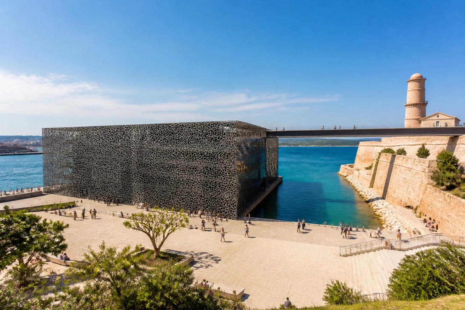 Le mucem marseille entre modernite et histoire